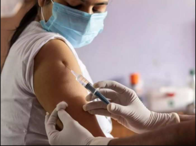 ગુજરાતનું રસીકરણ મોડલ: રસી નથી લીધી છતાં લોકોને પણ મળી રહ્યા છે મેસેજ 